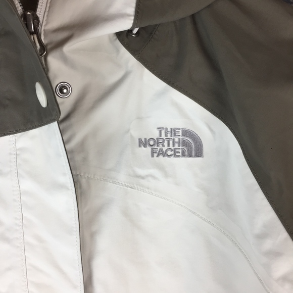 The North Face Hi-Vent Windbreaker - Picture 5 of 7